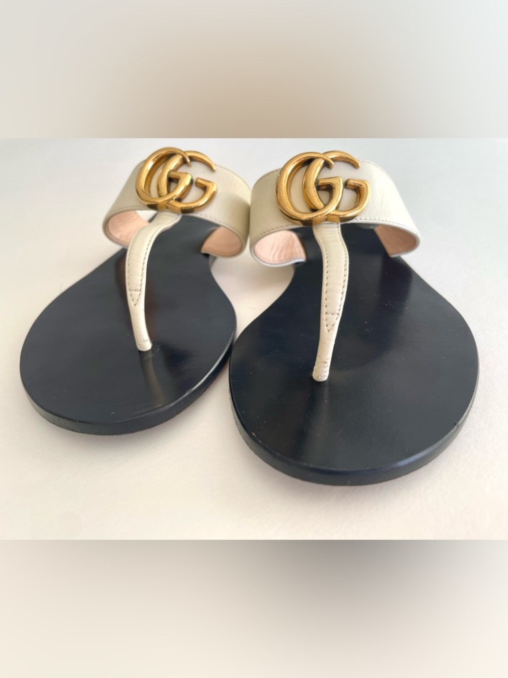 Gucci Marmont GG Logo Flat Cream Leather Flip Flop Sandals Size 35.5 US 5.5 - Picture 9 of 12